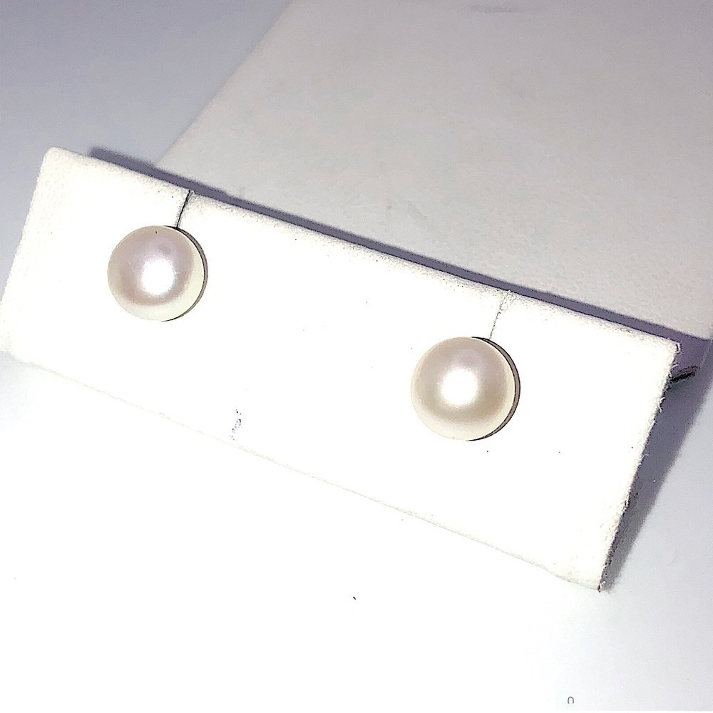 VTG 14k Yellow Gold & Freshwater Pearl Stud Earrings - 8mm
